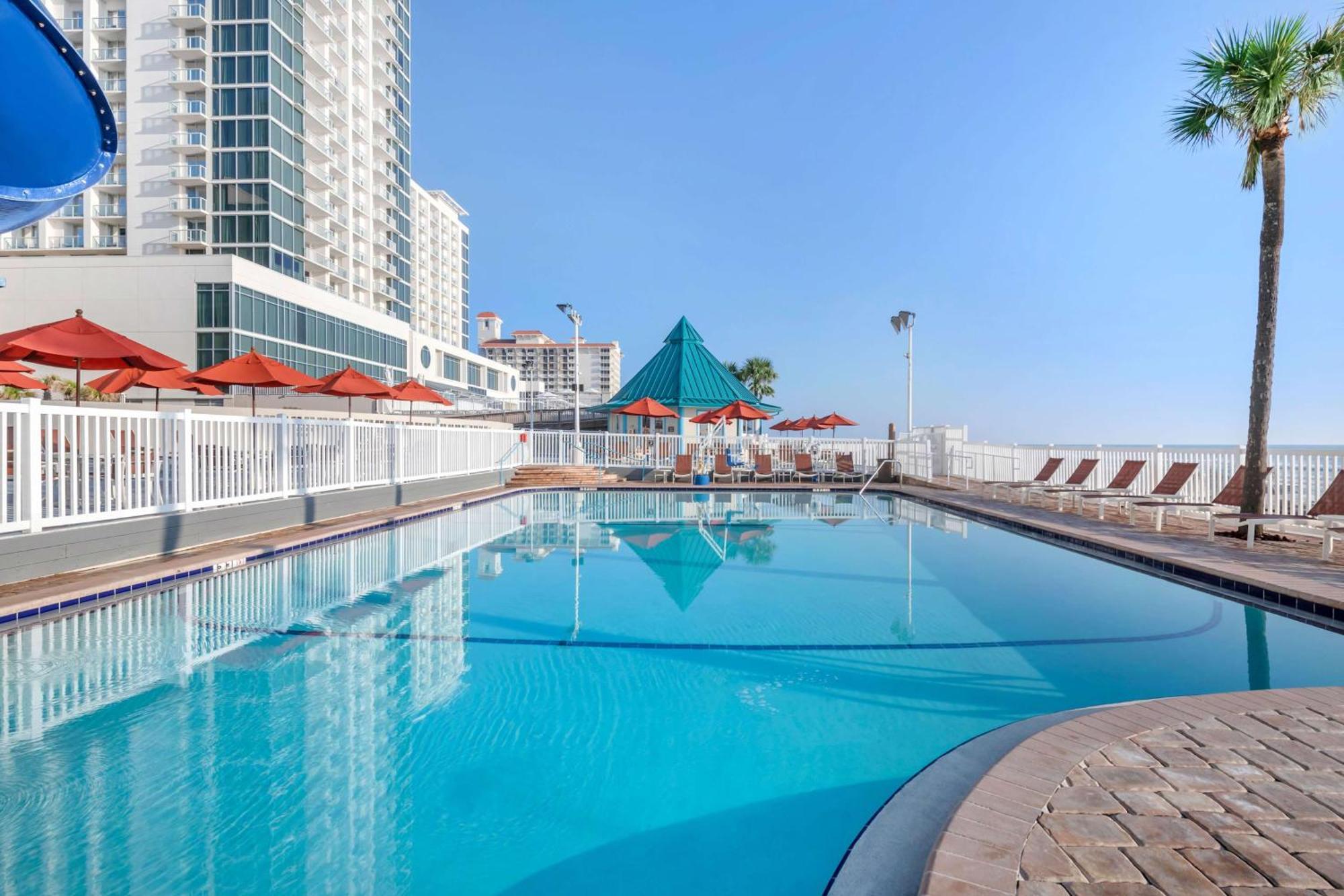 Daytona Regency Hotel 4*