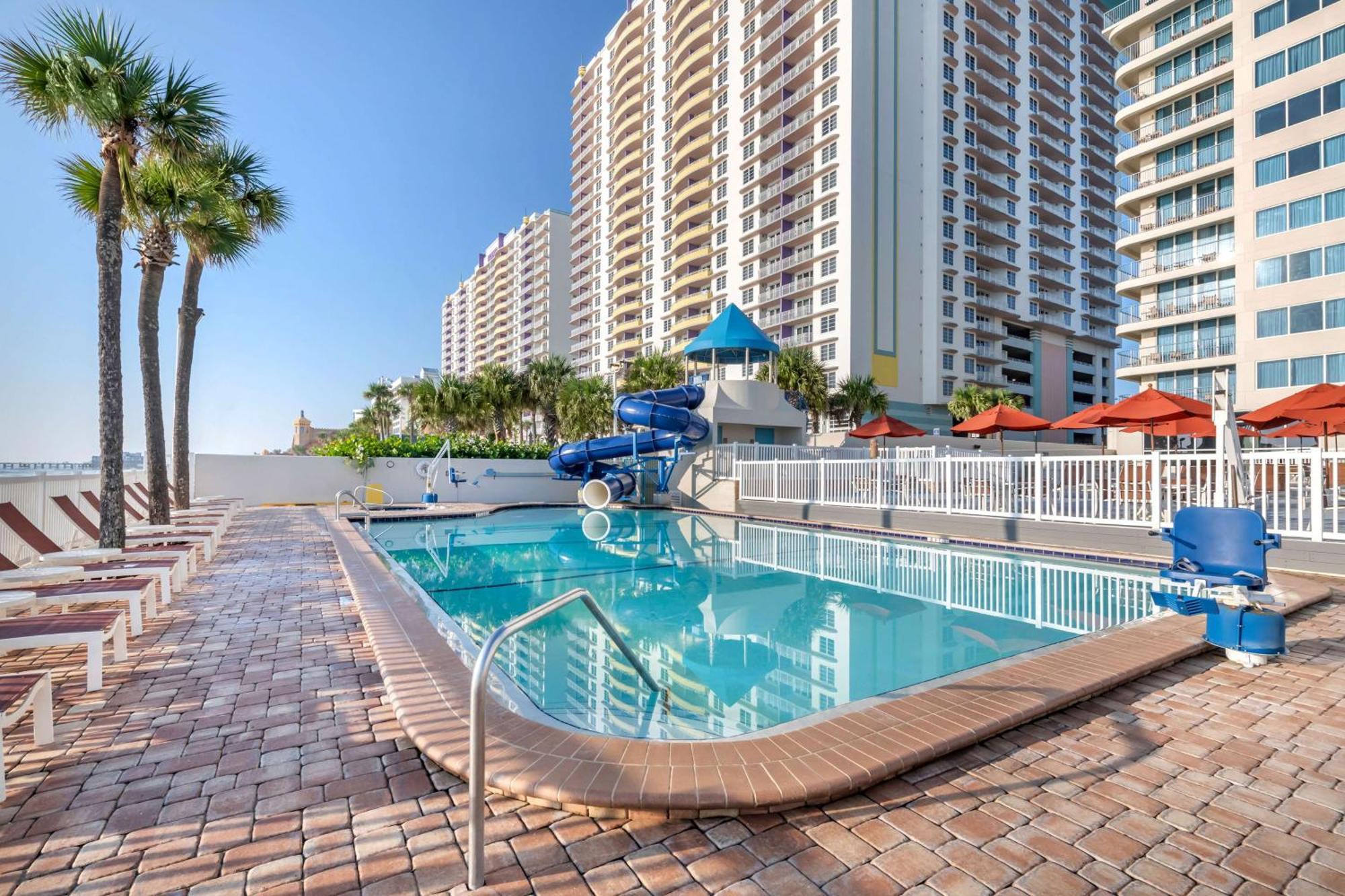 Daytona Regency 4*